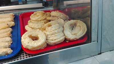 Peters Traditinal Fish And Chips