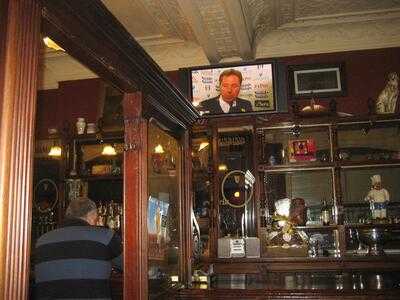 Hanlon's Bar & Restaurant