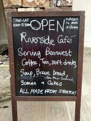 Riverside Cafe