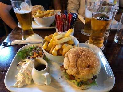 An File Bar Westport