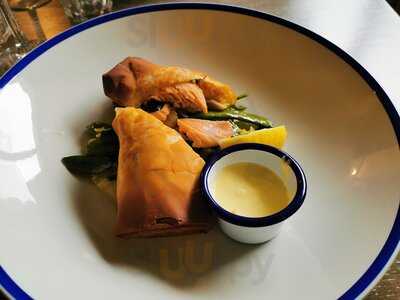 An File Bar Westport