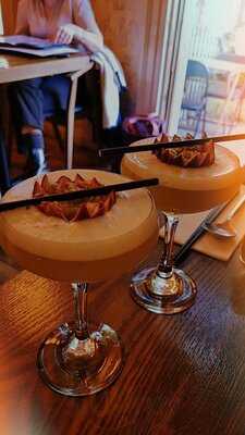 Maneki Japanese Restaurant & Karaoke Studio