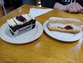 Melbourne's Bakery, Cafe And Snackery