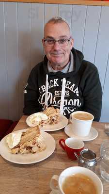 Kennedy's Food Store