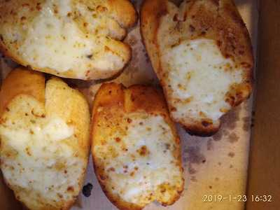 Pizza Hut Delivery Clontarf