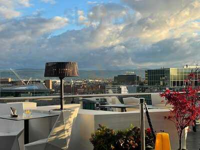 Rooftop Bar And Terrace