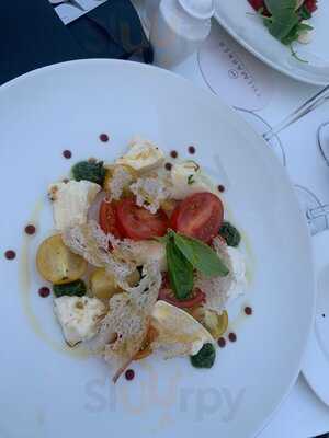 Rooftop Bar And Terrace