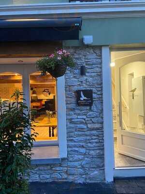 Rookery Lane Food And Lodging