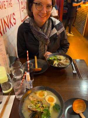 Gushi Asian Restaurant & Bar