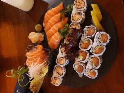 Gushi Asian Restaurant & Bar