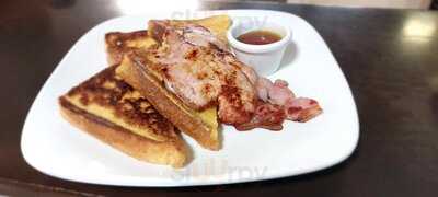 Tina's Bistro Westport