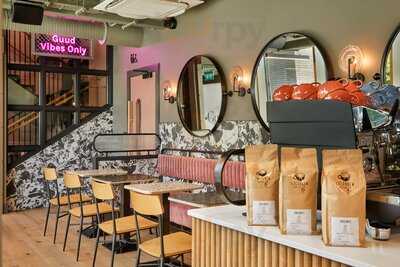 Guud Day Four Courts