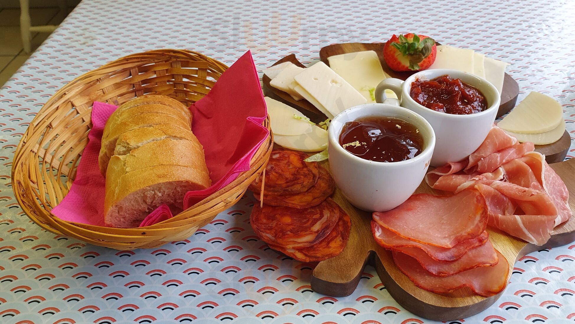Sugarloaf Cafe