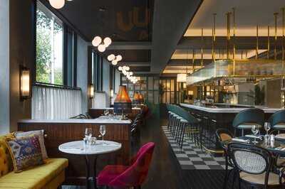 The Green Bar At The Green Hotel