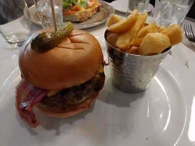 Liberties Gate Bar & Restaurant