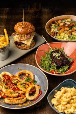 Hogs & Heifers Liffey Valley