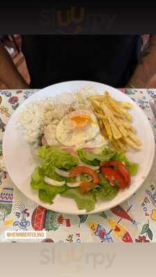 Tugas Tapas & Wine Bar