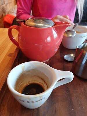 Te & Kaffi