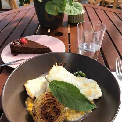 Floran Garden Bistro