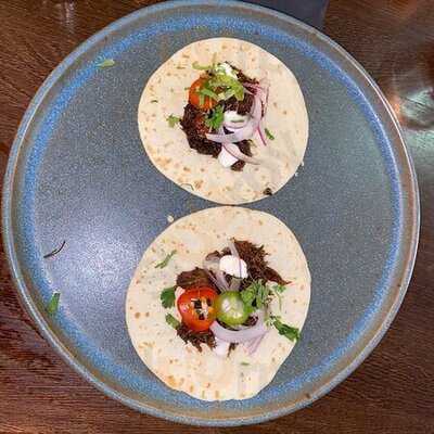 El Barrio Restaurante Y Tapas Bar