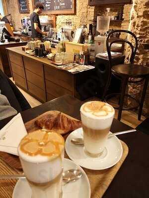 Golden Bean - The Coffee Experience