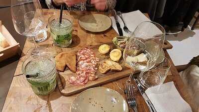 Piri Piri Portuguese Restaurant & Bar