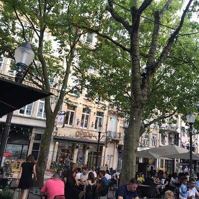 Le Grand Café Red Beef