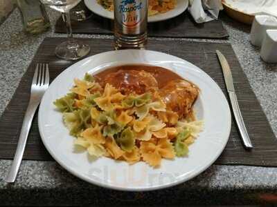 Cafe Restaurant Bodega