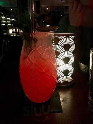 Octans - A Spirited Bar