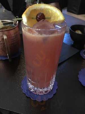 Octans - A Spirited Bar