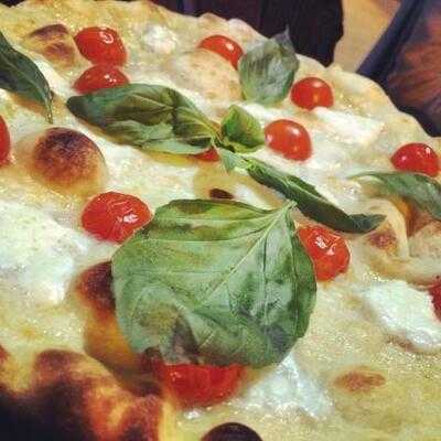 La Duchessa Italian Lounge