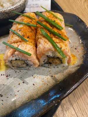 Côté Sushi Infinity