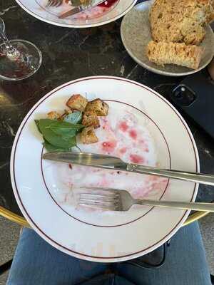 Amore Bar Restaurant