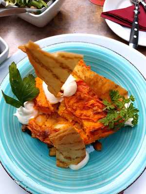 Rue De La Gare Café