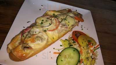 Chez Nous Lunch & Diner