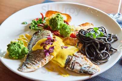 Chez Nous Lunch & Diner