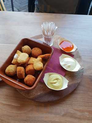 Chez Nous Lunch & Diner