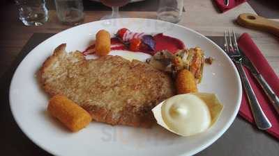 Chez Nous Lunch & Diner