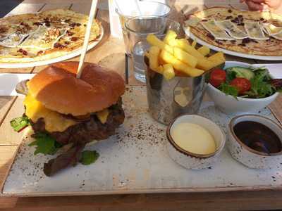 Photo 4