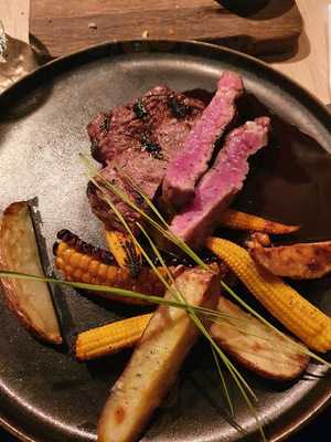 Restaurant The Bishop