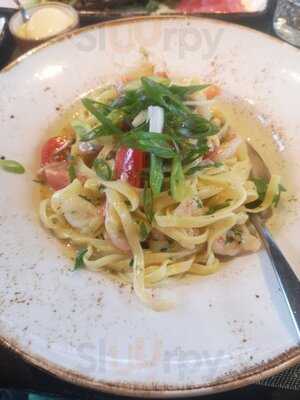 Frank's Food & Grill