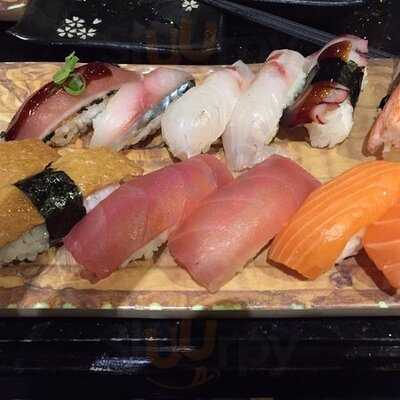 Sumo Sushi & Grill Restaurant