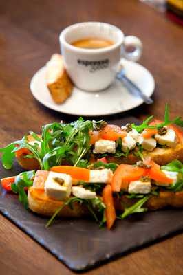 Woodstone Pizza And Wine Almere