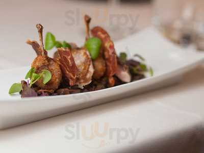 Restaurant In Den Gapenden Eter