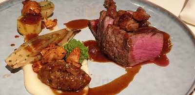 Restaurant In Den Gapenden Eter