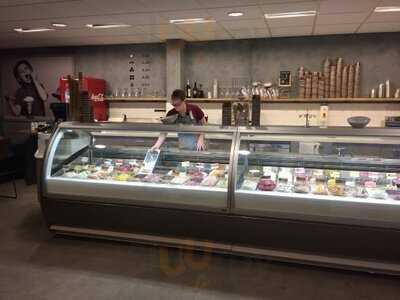 Otelli Gelateria & Espressobar