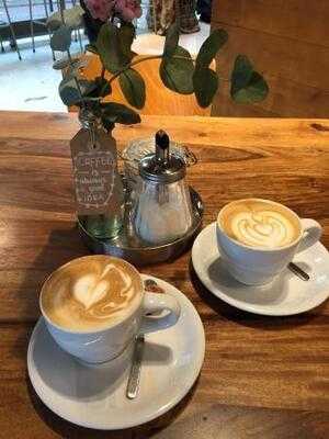 Coffee Mundo Espresso & Brew Bar