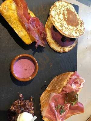 Bij Best. Breakfast, Lunch & Coffee