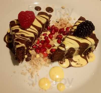 Cor & Don's Restaurant