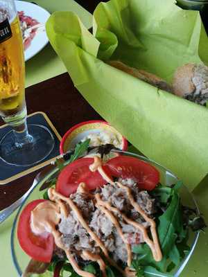 Grand Cafe De Reebok